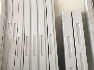 自動車部品に使用されるABSマットシート