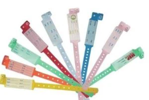 PVCソフトフィルムリストバンドは肌を傷つけません