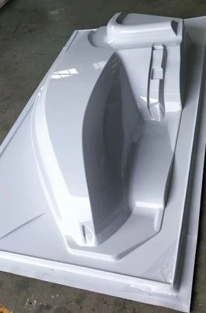 PMMA / ABS自動車外装部品